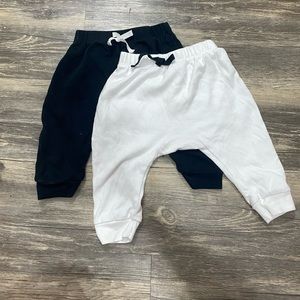 2 pairs of infant sweatpants!